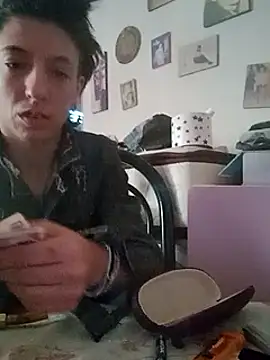 Snapshot of gala2 chatting on February 18, 2025, 5:31 pm gala2 online show from February 18, 2025, 5:31 pm