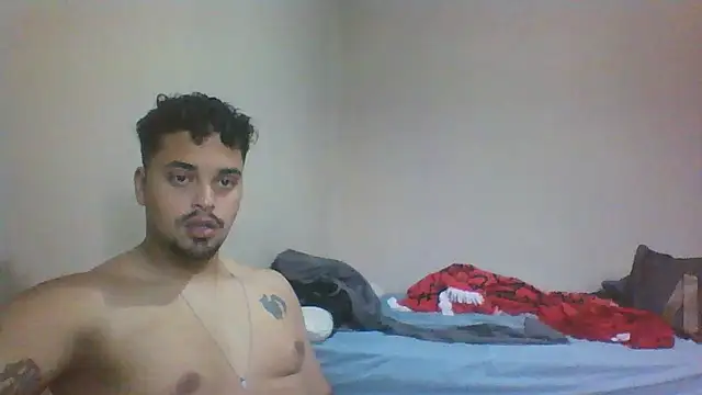 Snapshot of Xcumshot33 chatting on November 15, 2025, 8:02 pm Xcumshot33 online show from November 15, 2025, 8:02 pm