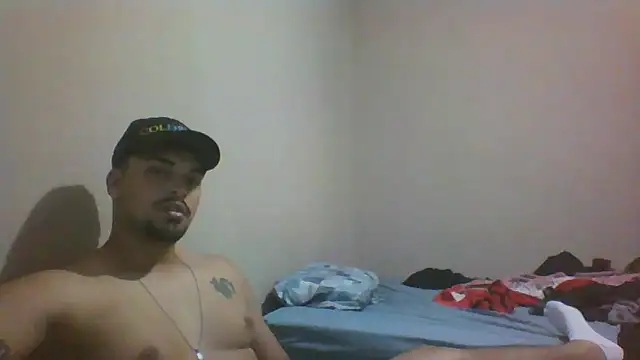 Snapshot of Xcumshot33 chatting on November 18, 2025, 8:56 pm Xcumshot33 online show from November 18, 2025, 8:56 pm