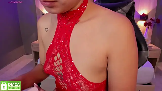 Snapshot of bella1207 chatting on November 17, 2025, 7:29 pm bella1207 online show from November 17, 2025, 7:29 pm