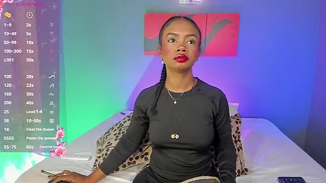 Snapshot of EmmaSmith06 chatting on November 20, 2025, 5:24 pm EmmaSmith06 online show from November 20, 2025, 5:24 pm