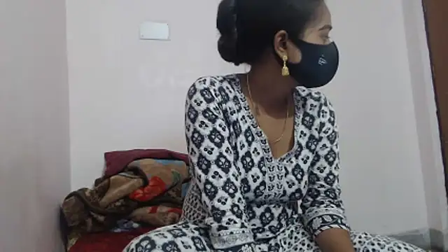 Snapshot of wildbabes chatting on October 30, 2025, 8:39 pm wildbabes online show from October 30, 2025, 8:39 pm