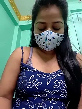 Monalisa Singh online show from November 3, 2025, 5:38 pm