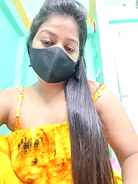 Snapshot of Monalisa_Singh chatting on October 13, 2025, 6:20 pm Monalisa Singh online show from October 13, 2025, 6:20 pm