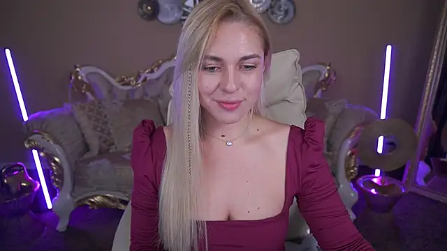 ArishkaLulu online show from December 4, 2025, 6:56 am