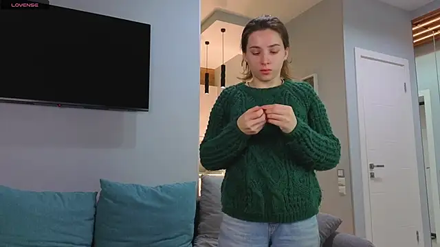 Snapshot of DonnaBurkee chatting on October 26, 2025, 4:13 am DonnaBurkee online show from October 26, 2025, 4:13 am