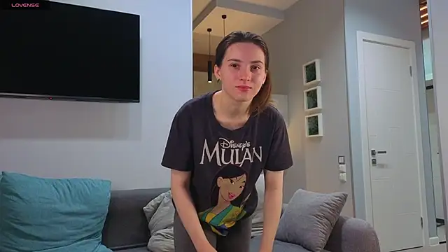 Snapshot of DonnaBurkee chatting on November 15, 2025, 4:27 am DonnaBurkee online show from November 15, 2025, 4:27 am