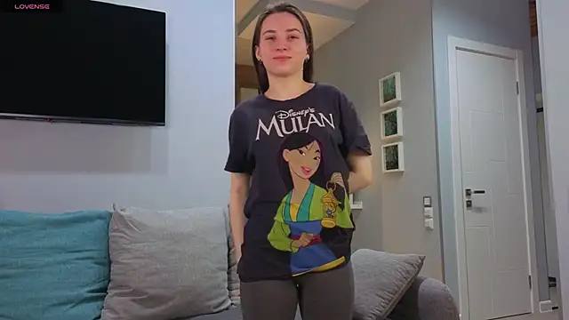 Snapshot of DonnaBurkee chatting on November 13, 2025, 4:16 am DonnaBurkee online show from November 13, 2025, 4:16 am