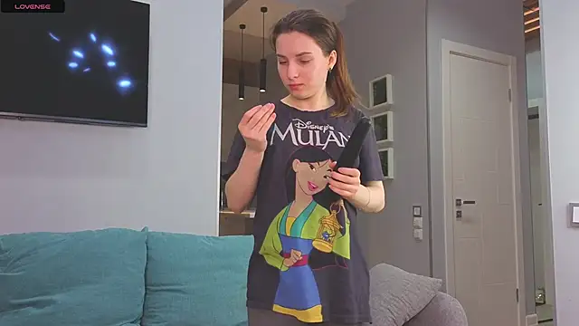 Snapshot of DonnaBurkee chatting on November 21, 2025, 4:44 am DonnaBurkee online show from November 21, 2025, 4:44 am