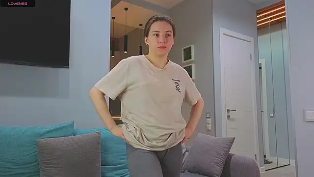 Snapshot of DonnaBurkee chatting on October 29, 2025, 4:33 am DonnaBurkee online show from October 29, 2025, 4:33 am