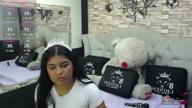 Snapshot of sia_cavad chatting on March 14, 2025, 4:40 pm sia cavad online show from March 14, 2025, 4:40 pm