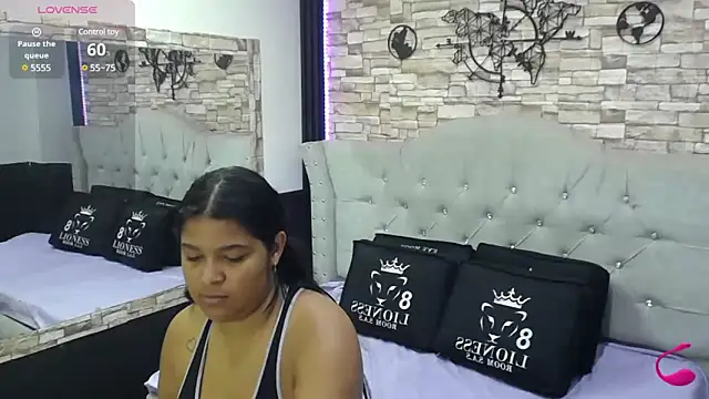 Snapshot of sia_cavad chatting on March 13, 2025, 12:56 pm sia cavad online show from March 13, 2025, 12:56 pm