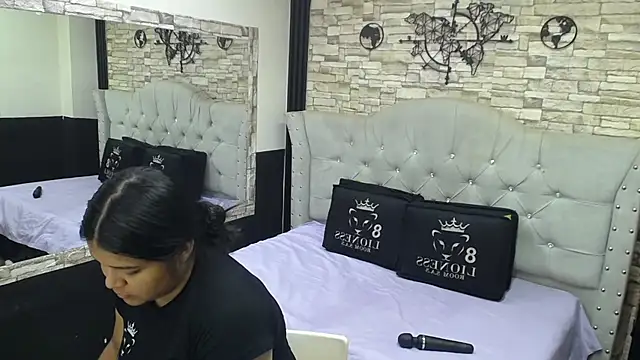 Snapshot of sia_cavad chatting on December 4, 2025, 12:48 pm sia cavad online show from December 4, 2025, 12:48 pm