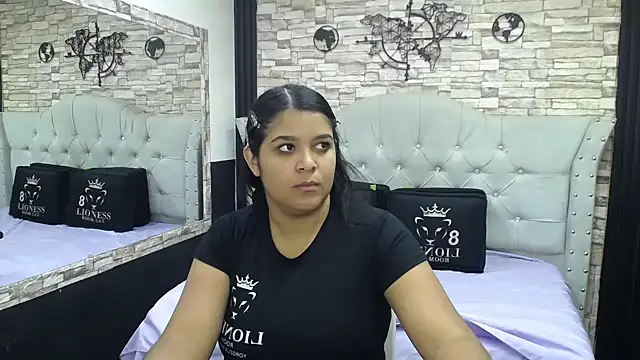 Snapshot of sia_cavad chatting on October 31, 2025, 12:57 pm sia cavad online show from October 31, 2025, 12:57 pm