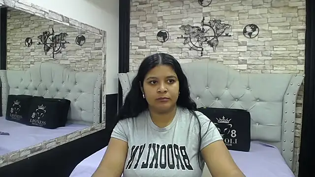 Snapshot of sia_cavad chatting on October 25, 2025, 12:39 pm sia cavad online show from October 25, 2025, 12:39 pm