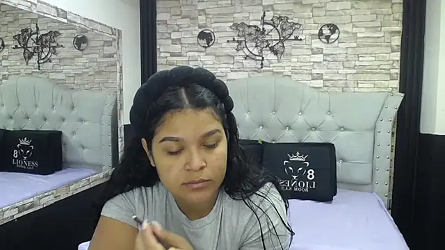 Snapshot of sia_cavad chatting on October 16, 2025, 12:46 pm sia cavad online show from October 16, 2025, 12:46 pm