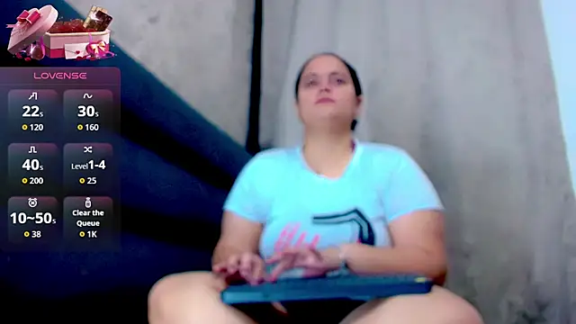 brunnette hot online show from January 19, 2026, 10:41 am