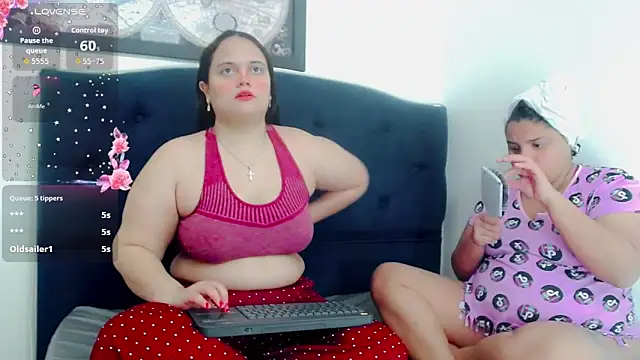 Snapshot of brunnette_hot chatting on October 27, 2025, 11:00 am brunnette hot online show from October 27, 2025, 11:00 am