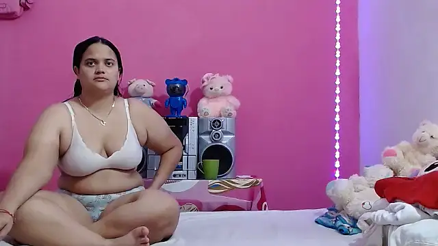 brunnette hot online show from July 15, 2026, 12:23 pm