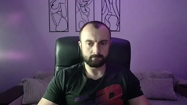 Snapshot of brindlefly6969 chatting on November 12, 2025, 12:20 pm brindlefly6969 online show from November 12, 2025, 12:20 pm