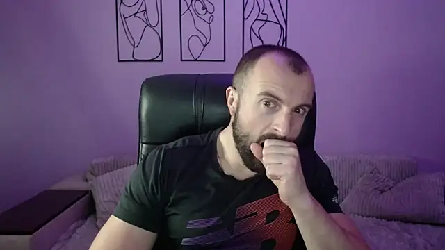 Snapshot of brindlefly6969 chatting on November 5, 2025, 11:46 am brindlefly6969 online show from November 5, 2025, 11:46 am