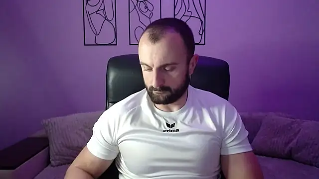 Snapshot of brindlefly6969 chatting on November 10, 2025, 11:37 am brindlefly6969 online show from November 10, 2025, 11:37 am