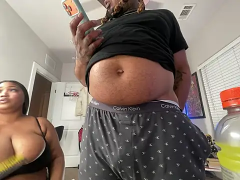 4EVAGLACIERS online show from April 3, 2026, 3:57 am