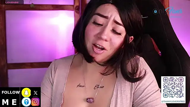 Snapshot of thanybonny chatting on November 24, 2025, 4:23 am thanybonny online show from November 24, 2025, 4:23 am