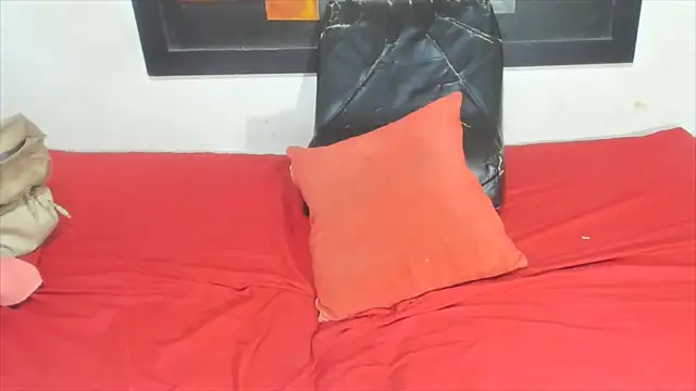 Snapshot of cataleyabigdickk chatting on December 4, 2025, 8:08 pm cataleyabigdickk online show from December 4, 2025, 8:08 pm