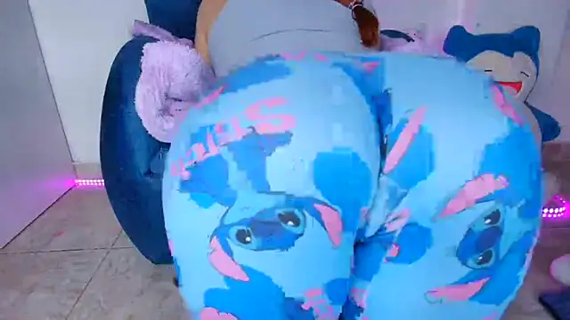bonnie moon online show from July 13, 2026, 2:44 am