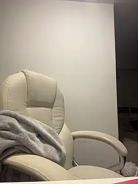 Snapshot of pamell_col chatting on November 1, 2025, 2:40 am pamell col online show from November 1, 2025, 2:40 am