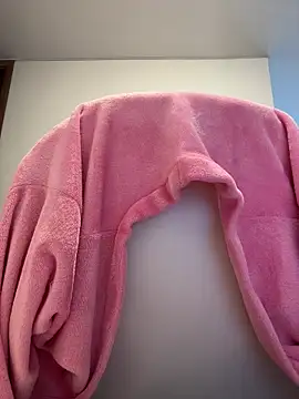 pamell col online show from March 6, 2026, 7:42 pm