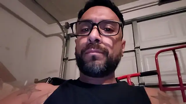 Forbidden daddy online show from April 28, 2026, 11:36 am
