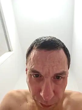 Iliketocooksquirt25 online show from March 31, 2026, 3:41 am