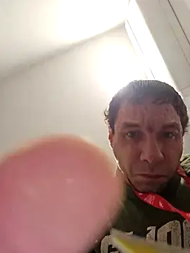 Snapshot of Iliketocooksquirt25 chatting on October 23, 2025, 2:10 am Iliketocooksquirt25 online show from October 23, 2025, 2:10 am