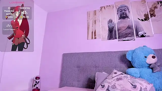 Im Scarlet online show from February 1, 2025, 7:13 pm