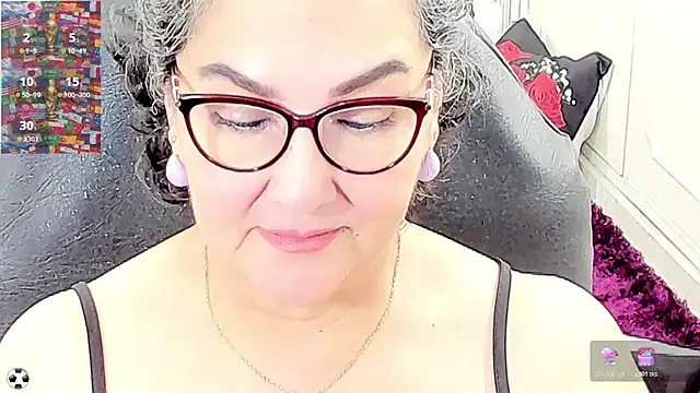 Snapshot of cataleya_mom chatting on June 25, 2026, 10:09 am cataleya mom online show from June 25, 2026, 10:09 am