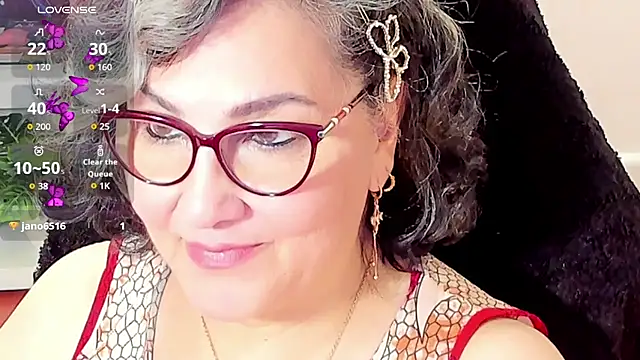 cataleya mom online show from December 14, 2025, 3:28 pm