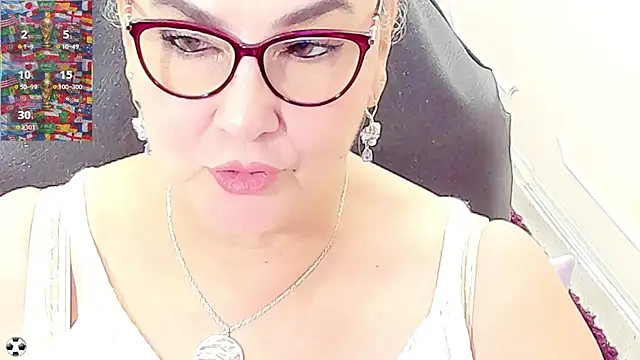 Snapshot of cataleya_mom chatting on July 2, 2026, 11:11 pm cataleya mom online show from July 2, 2026, 11:11 pm