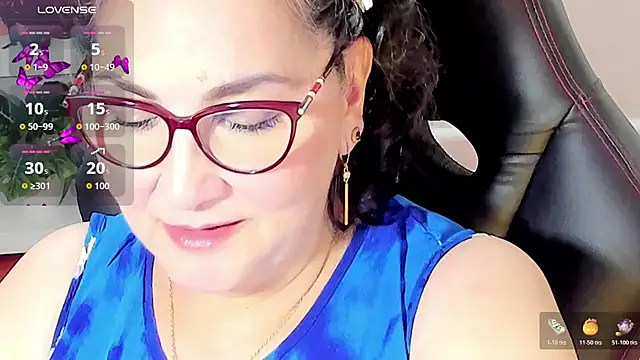 cataleya mom online show from October 31, 2025, 3:25 am