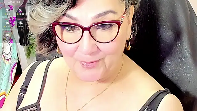 cataleya mom online show from February 24, 2026, 1:28 am