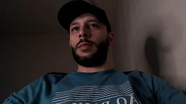 henryaxe online show from April 10, 2026, 10:44 am