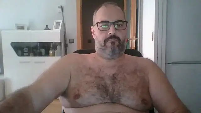 Snapshot of templar2303 chatting on October 22, 2025, 2:49 pm templar2303 online show from October 22, 2025, 2:49 pm