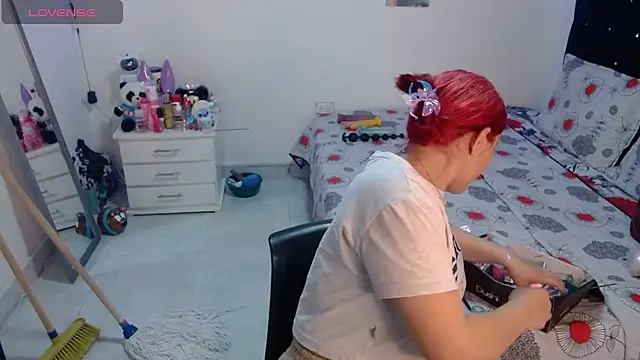 soniafuckboobs online show from May 14, 2026, 12:24 pm