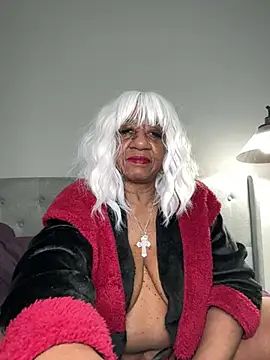 BreanaDivine online show from March 3, 2025, 11:56 pm