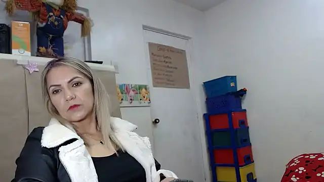 Snapshot of Chantal_hott chatting on January 12, 2026, 6:58 pm Chantal hott online show from January 12, 2026, 6:58 pm