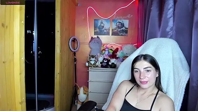 Snapshot of Fiery_Brunette_ chatting on July 21, 2026, 4:14 am Fiery Brunette online show from July 21, 2026, 4:14 am