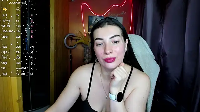 Fiery Brunette  online show from November 19, 2025, 6:24 am