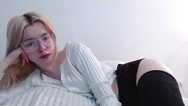 Snapshot of Sataobby chatting on February 16, 2025, 2:54 pm Sataobby online show from February 16, 2025, 2:54 pm