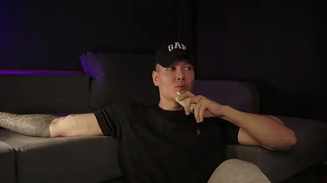 Snapshot of RODARRI chatting on December 22, 2025, 5:35 pm RODARRI online show from December 22, 2025, 5:35 pm